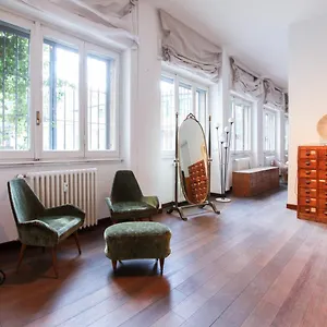 Lovely - Beautiful Loft With Terrace In Porta Romana Mailand