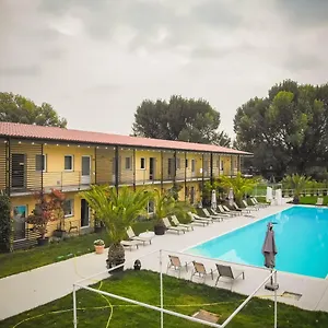 Dolce Luna Farm stay Milan